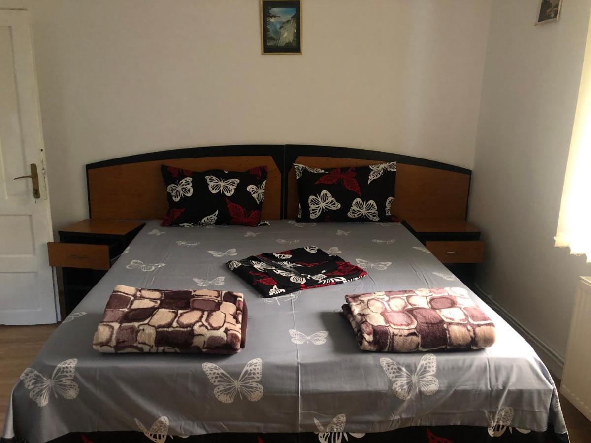 Hotel Casa Cleopatra Două Mai Exteriér fotografie