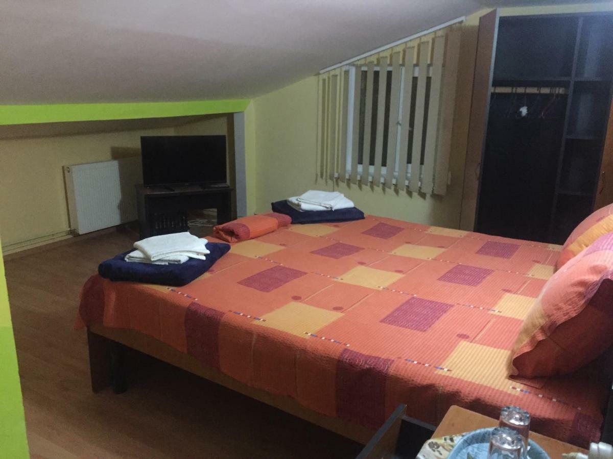 Hotel Casa Cleopatra Două Mai Exteriér fotografie